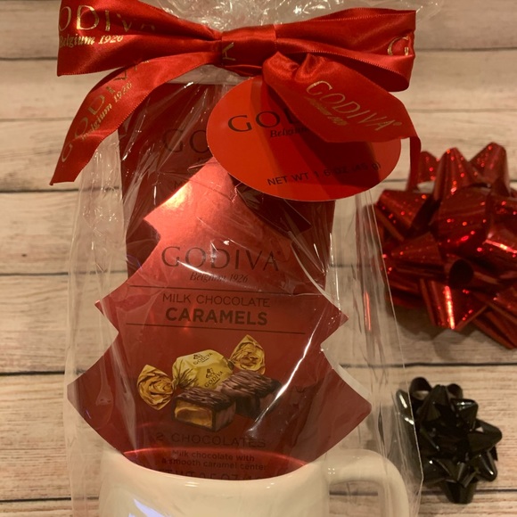 Rae Dunn BELIEVE Coffee Mug Godiva Gift Christmas - Picture 3 of 3